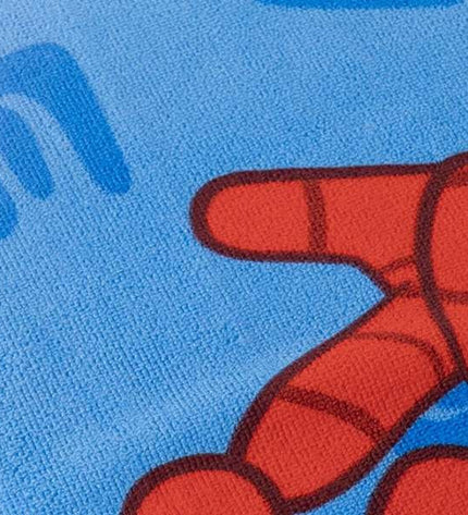 Blue Spidey beach towel, 70x140 cm, featuring Spider-Man design, perfect for bathroom or beach use.