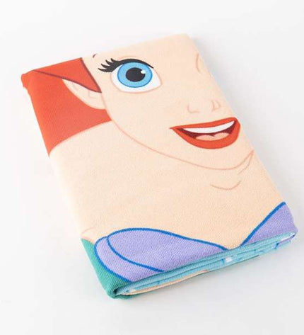 Princess blue beach towel with 70x140 cm size, featuring a soft, absorbent fabric and vibrant princess-themed design.
