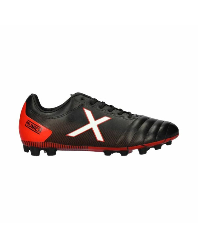 Adult Munich Arenga 310 football cleats for outdoor soccer, featuring durable design and sport-specific grip.