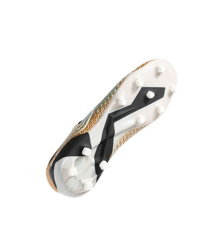Joma Sport Gouden voetbalschoenen voor volwassenen, sport en outdoor, met gouden details en sportieve ontwerp.