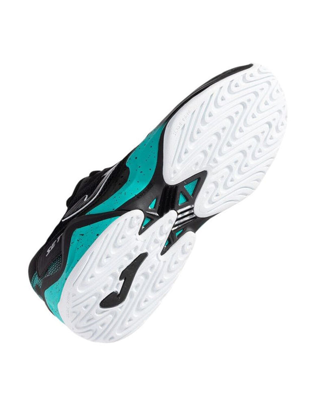 Black Joma Sport men's tennis shoes with a sleek design, suitable for outdoor tennis and sports activities.