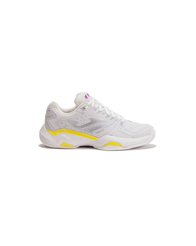 White Joma Sport Master 1000 tennis shoes for women, featuring sporty design and breathable material for outdoor tennis play.