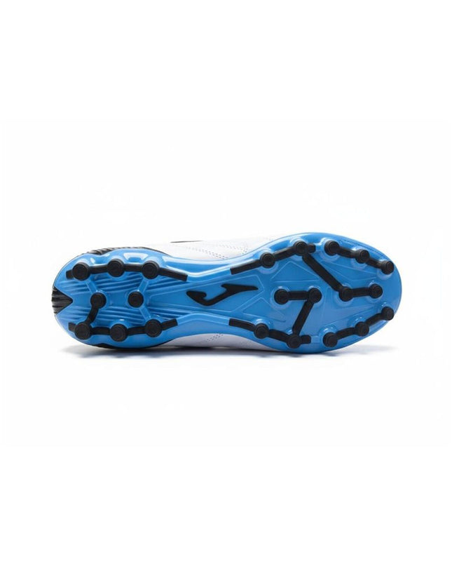 White Joma Sport Evolution soccer cleats for adults, designed for outdoor football, with a sleek athletic look.