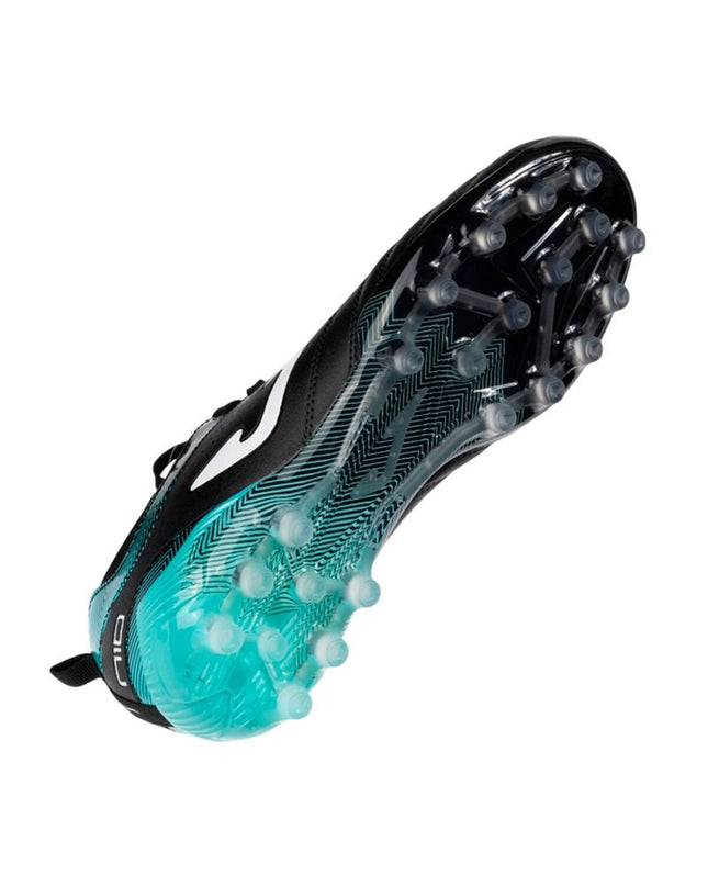 Black adult Joma Sport football shoes for outdoor sports, designed for optimal performance on the field.