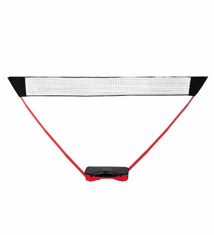 Donnay badminton set with five outdoor sport pieces, including rackets and shuttlecocks, suitable for active outdoor play.