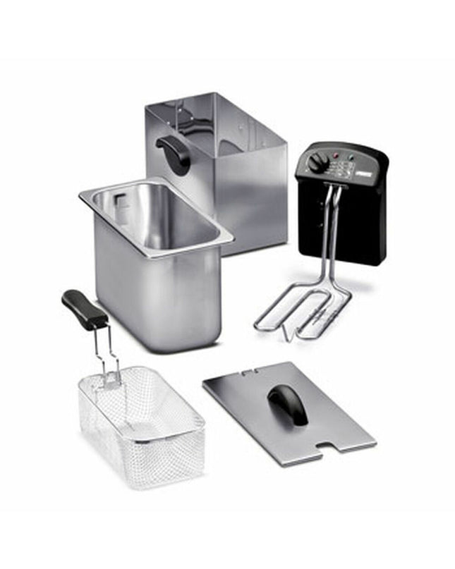 Princess black and silver deep fryer with 2000W power, stainless steel body, and 3-liter capacity for home cooking.
