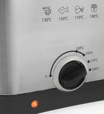 Princess mini deep fryer in stainless steel with 1000W power and 1.5L capacity, compact electric fryer for home use.