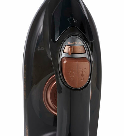 Princess Stoomijzer 01.322890.01.001 black steam iron with 2600W for home and laundry use, shown with cord and water tank.
