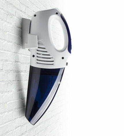 Tristar KR-2176 Kruimelzuiger handheld vacuum cleaner for home cleaning, showing compact design and power button.