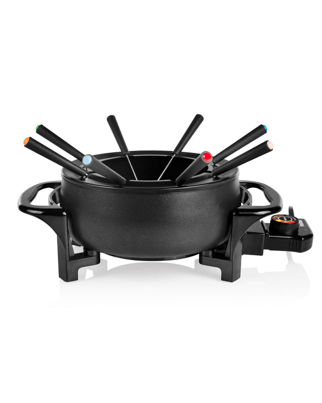 Tristar FO-1107 1000W fondue pot with 1.5L capacity for home cooking, featuring a black and stainless steel design.