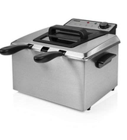 Princess gray and silver 5L deep fryer for home cooking, compact electric kitchen appliance with digital controls.