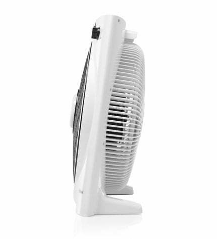 Tristar VE-5858 white portable floor fan with 40W power, used for home cooling and ventilation, shown in a room setting.
