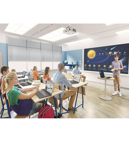 Epson EB-W53 projector displaying bright image with 3200-4000 lumens, 1280x800 resolution, suitable for home theater and presentations.