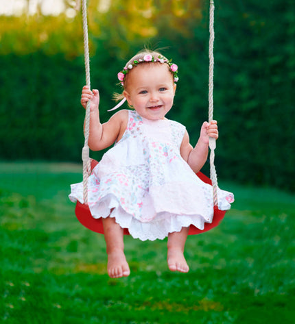Colorful kids' swing by BigBuy Fun, suitable for outdoor play, featuring a sturdy seat and vibrant design for children’s outdoor fun.