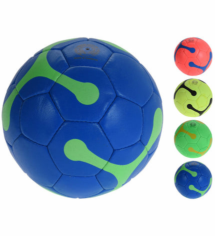 BigBuy Sport voetbal 5 in outdoor sports ball with black and white panel design, suitable for soccer games and practice.