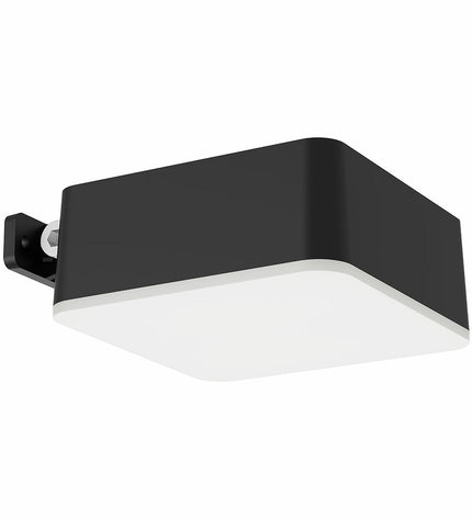 Philips outdoor garden wall lamp with 1.5W LED, 200 lumens, square design, warm 2700K light, for outdoor decoration.