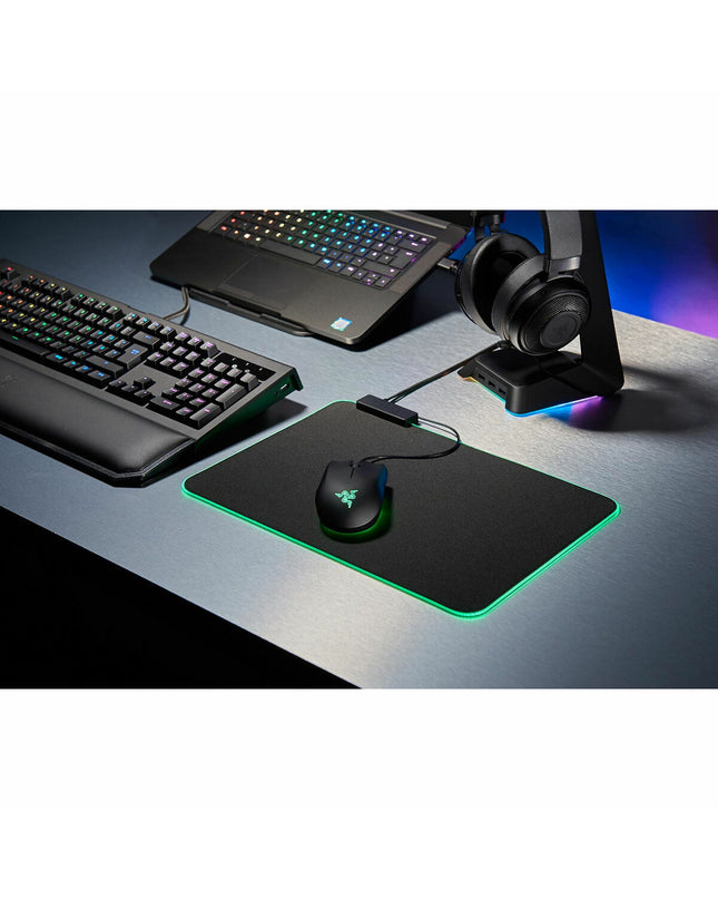 Razer RZ02-02500300-R3M1 gaming mouse mat with RGB lighting, black color, USB cable, designed for gaming and electronic use.