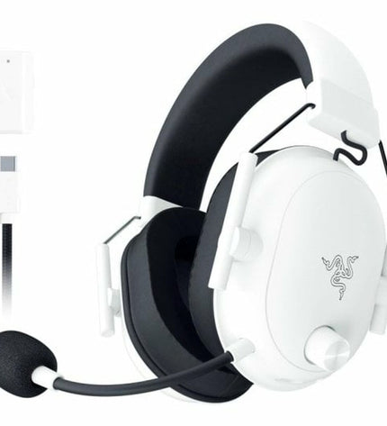 Razer BlackShark V2 Hyperspeed gaming headset with microphone, wired connection, designed for gaming consoles and electronic use.