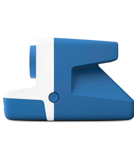 Polaroid instant camera in blue, compact electronic photography device with dimensions 11.2 x 9.4 x 15 cm, suitable for instant photos.