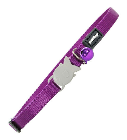 Red Dingo purple cat collar with adjustable length from 20 to 32 cm, featuring a secure buckle and stylish design.
