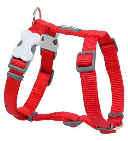 Red Dingo soft dog harness in red, adjustable from 25 to 39 cm, shown on a dog, made of comfortable materials.