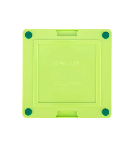 Green Lickimat dog feeding tray made of polypropylene and TPR, designed for dogs, by Lickimat.