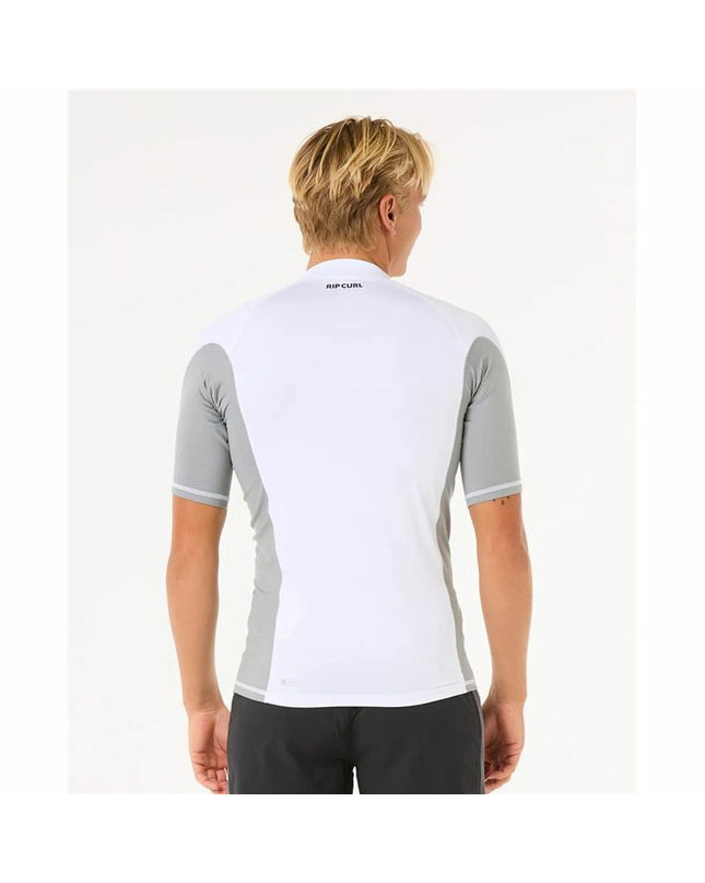 Rip Curl Waves UPF performance T-shirt for water sports, short sleeve, sporty design, ideal for outdoor and watersport activities.