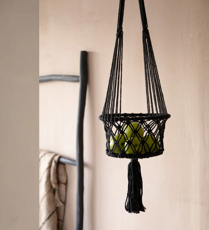De macramé plantenhouder - zwart - S