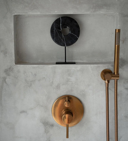 The Marble Disc on Stand - Black - S