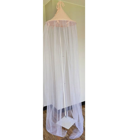 Muslin and tulle canopy, rose pink