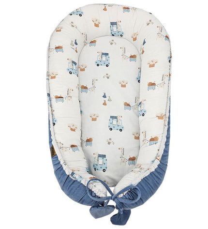 Velvet baby cocoon Giraffe/Blue