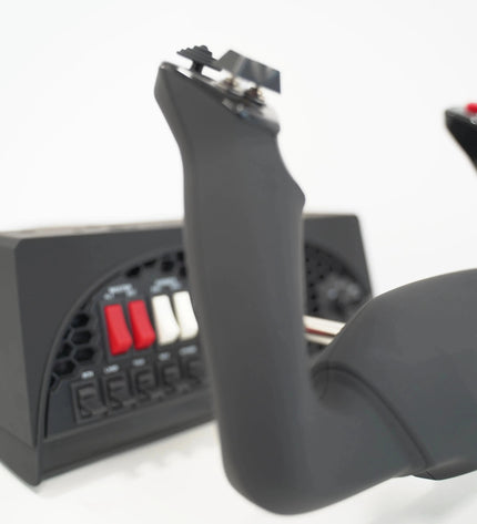 Honeycomb Alpha Flight Controls Yoke + Switch Panel (PC)