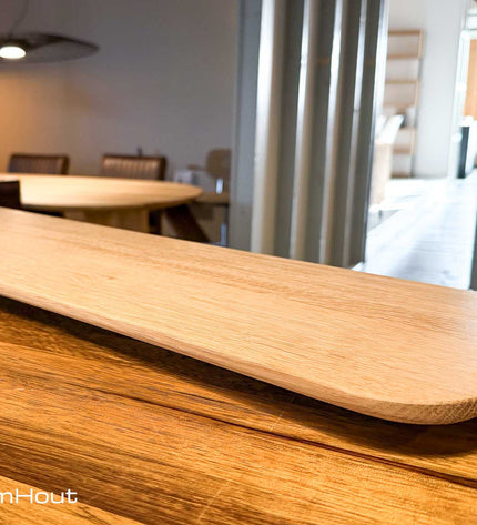 Houten wandplank (verjongde rand, ronde hoek)