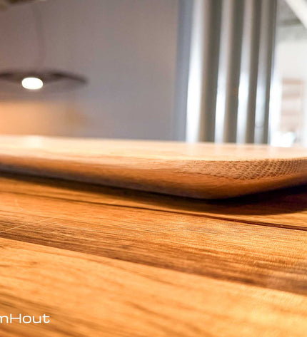 Houten wandplank (verjongde rand, ronde hoek)