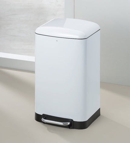 Davino Trash Can with Pedal 30 liters