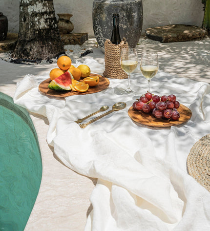 The Linen Tablecloth - White - 150x150