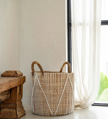 The Straight Stitched Macrame Basket - L