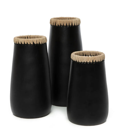 The Sneaky Vase - Black Natural - M