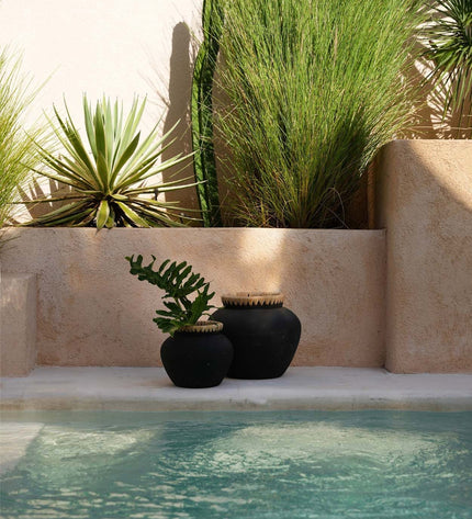 The Styly Vase - Black Natural - L