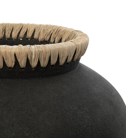 The Styly Vase - Black Natural - S