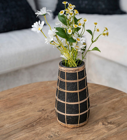 The Cutie Vase - Black Natural - L