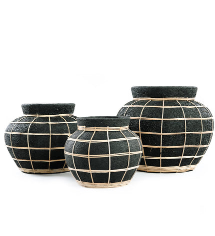 The Belly Vase - Black Natural - S