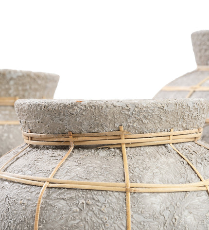 The Belly Vase - Concrete Natural - M