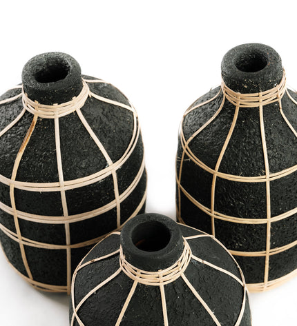 The Whoopy Vase - Black Natural - L