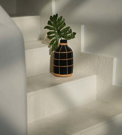 The Whoopy Vase - Black Natural - M