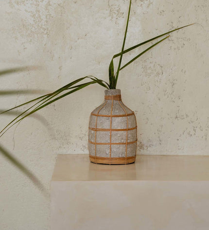 The Whoopy Vase - Concrete Natural - L