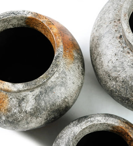 The Funky Vase - Antique Grey - M