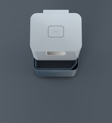 Totem Max 60-liter Trash Can Editions Sky