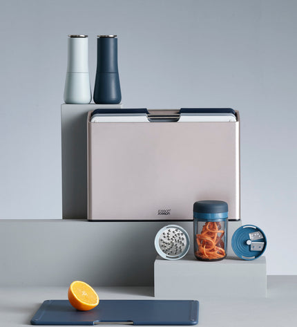 Totem Max 60-liter Trash Can Editions Sky