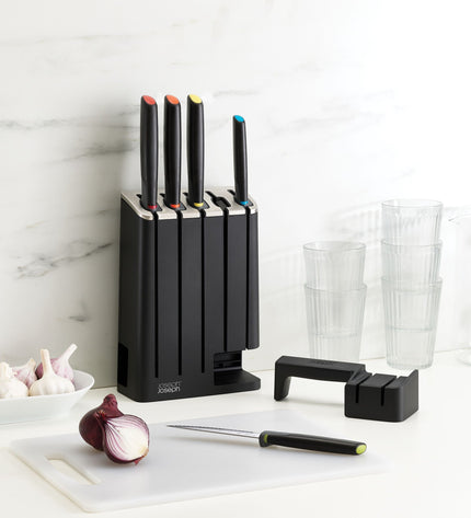 Elevate knife block with 5 knives